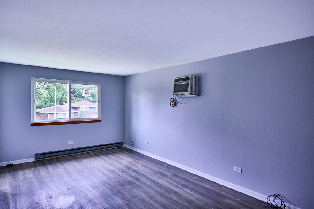 21w215 Tee Lane - Photo 2
