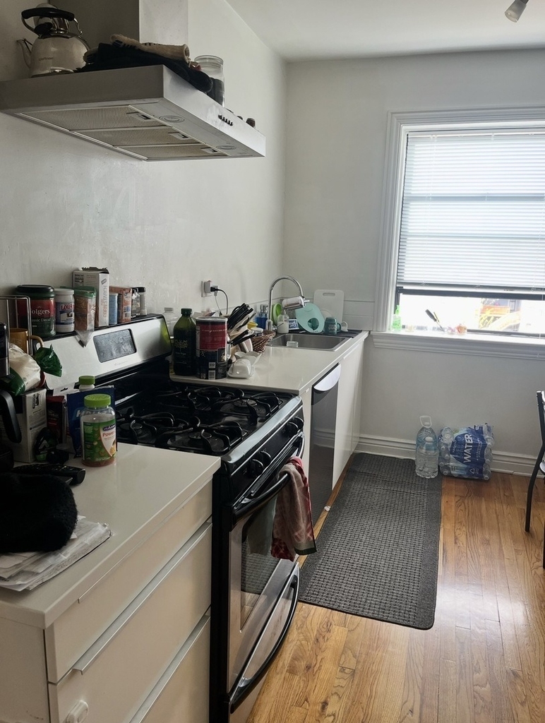 4444 W Gunnison Street - Photo 3