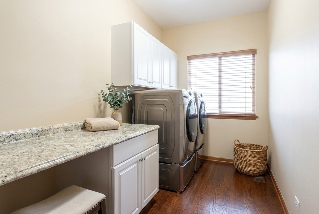 14615 Colonial Parkway - Photo 17