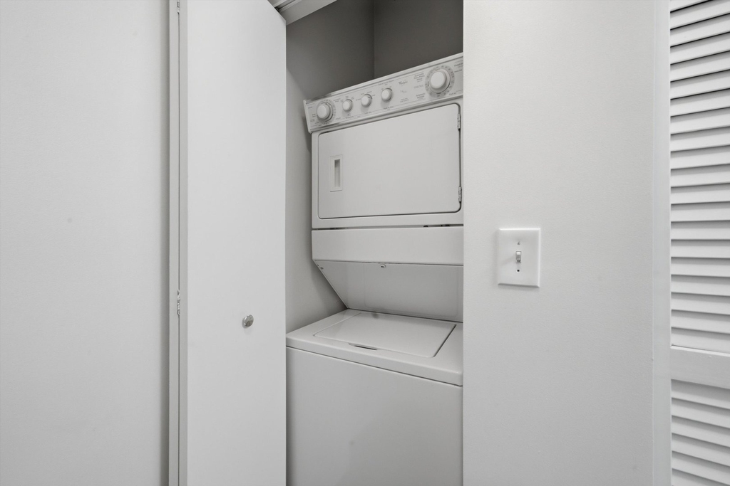 1155 W Madison Street - Photo 33