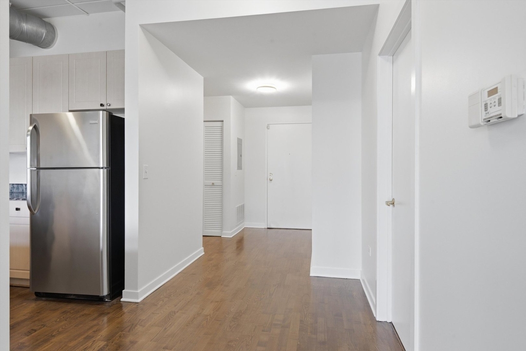 1155 W Madison Street - Photo 7