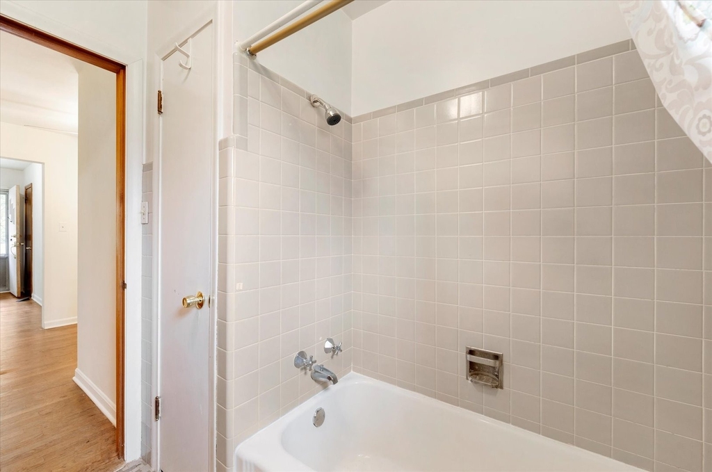 429 S Stratford Avenue - Photo 16