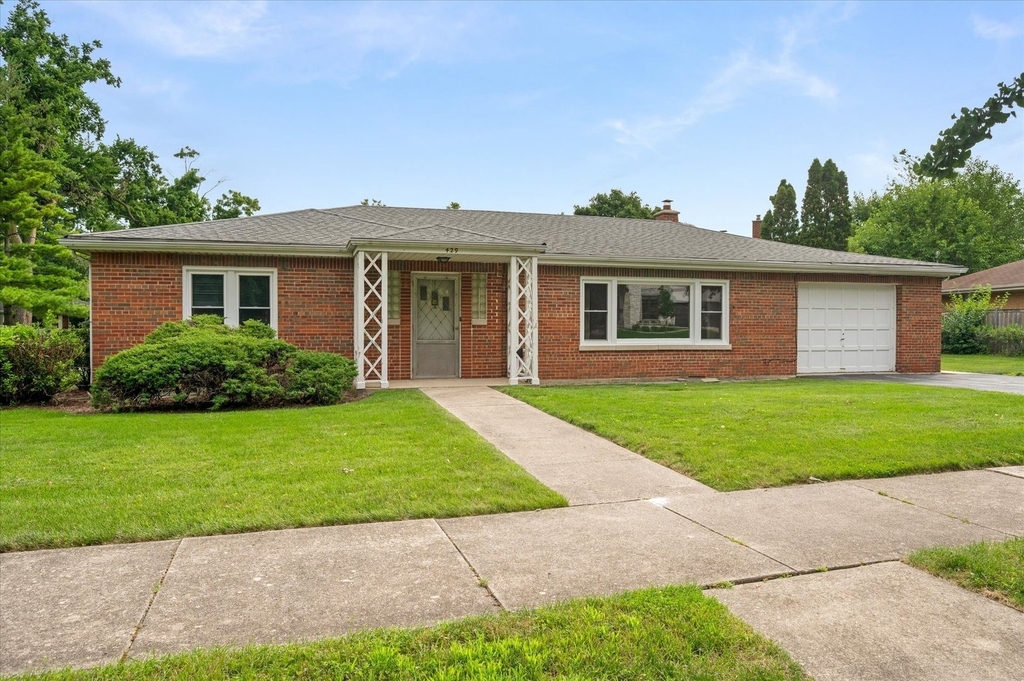 429 S Stratford Avenue - Photo 1