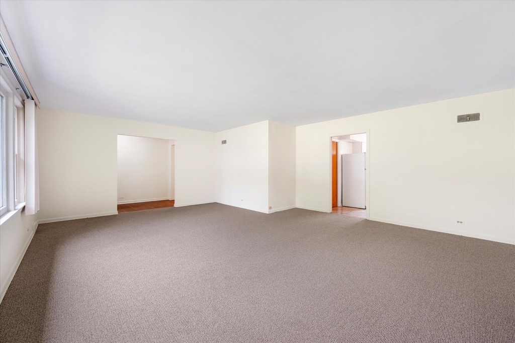 429 S Stratford Avenue - Photo 6