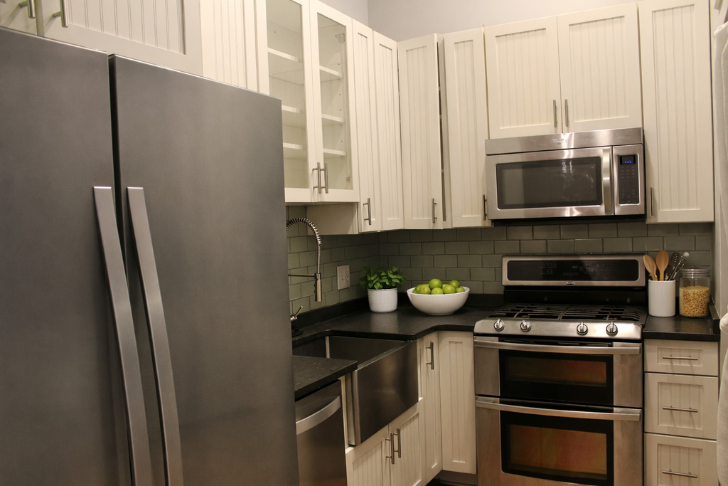 1727 S Indiana Avenue - Photo 5