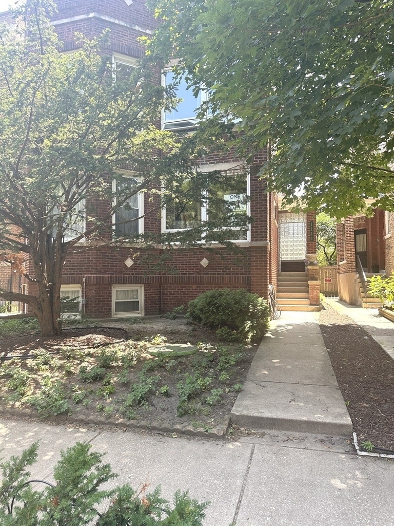 1141 W Columbia Avenue - Photo 2