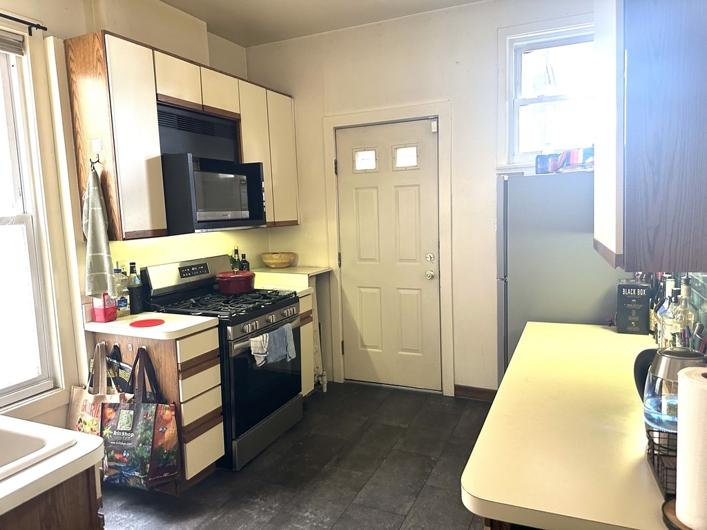 1141 W Columbia Avenue - Photo 15