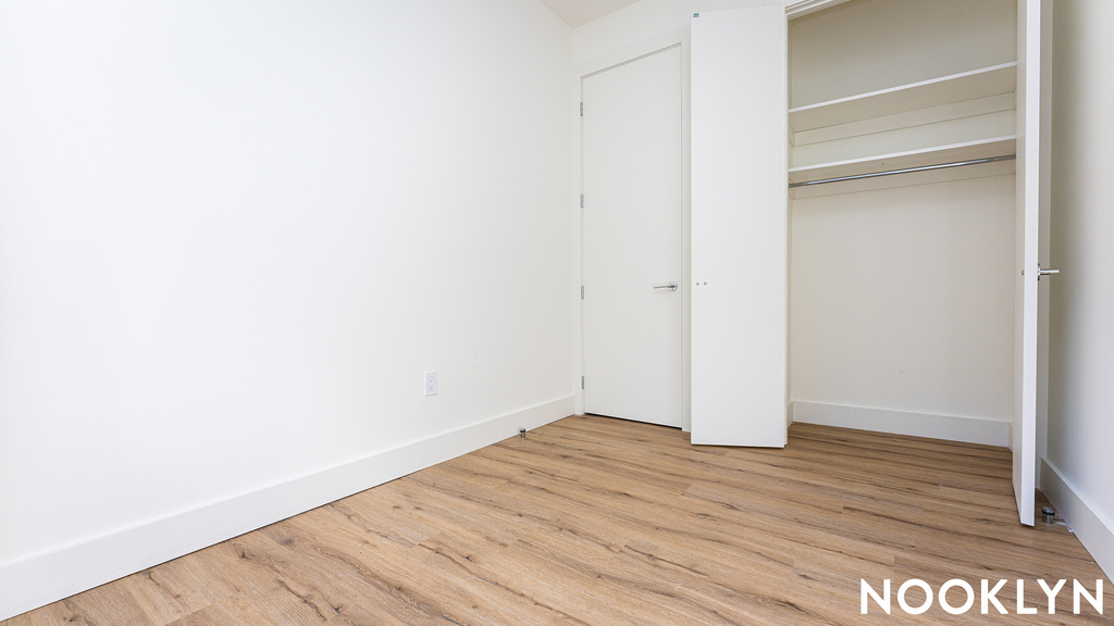 119 Eagle St 11222 - Photo 6