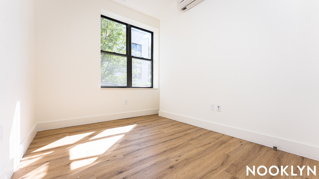 119 Eagle St 11222 - Photo 1