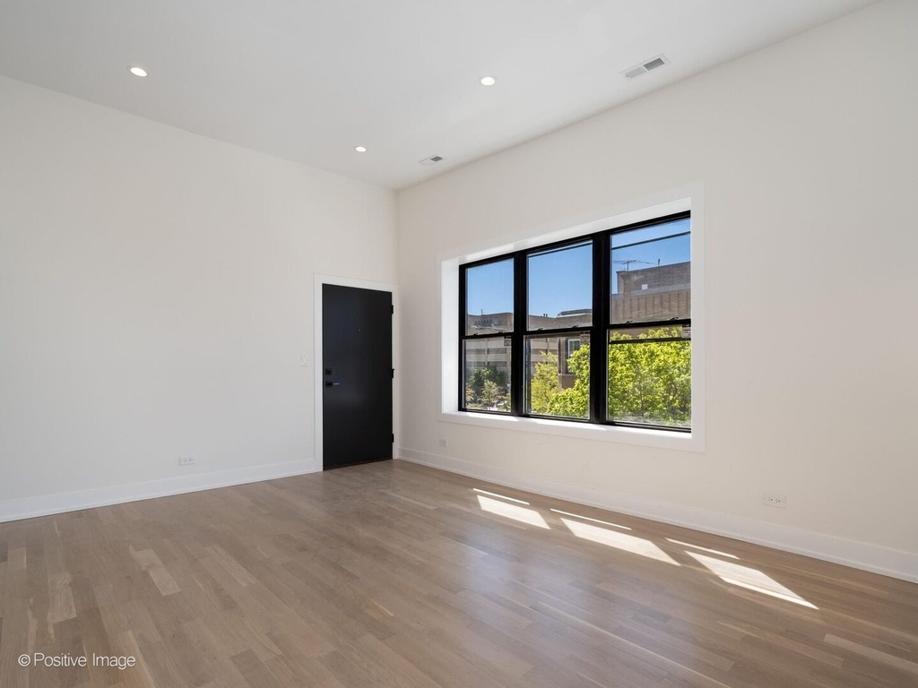 1500 N Western Avenue - Photo 8