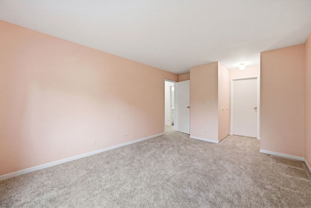 6818 Roberts Drive - Photo 12
