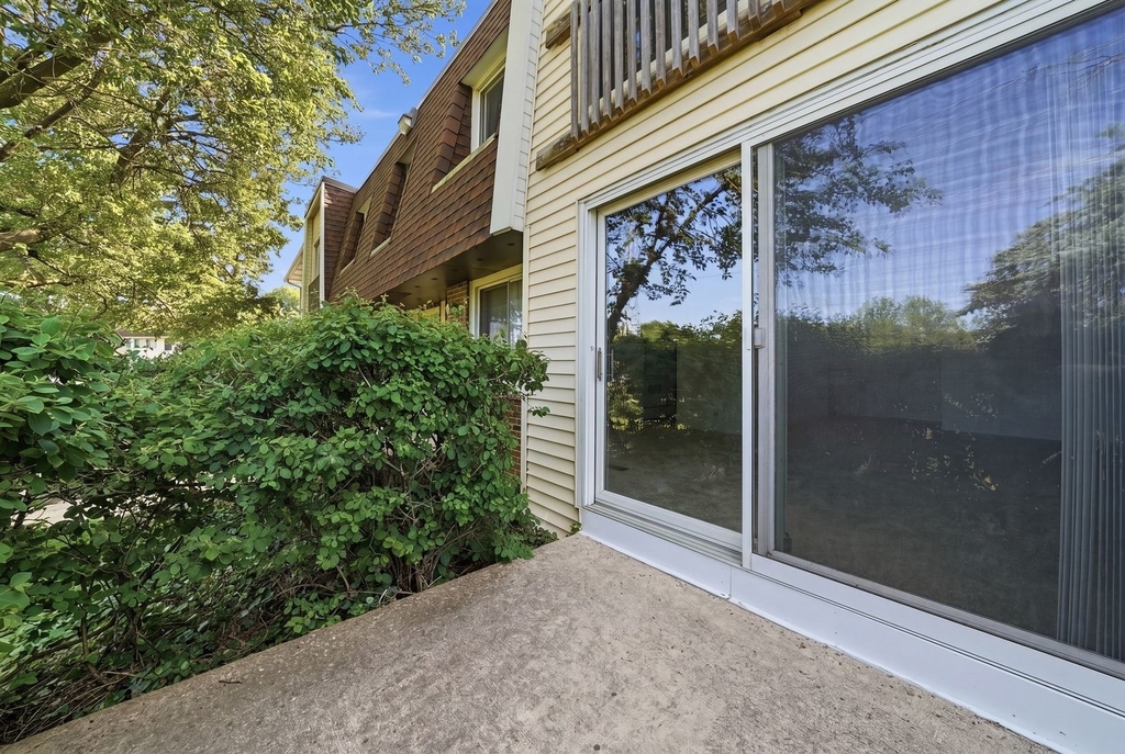 6818 Roberts Drive - Photo 17