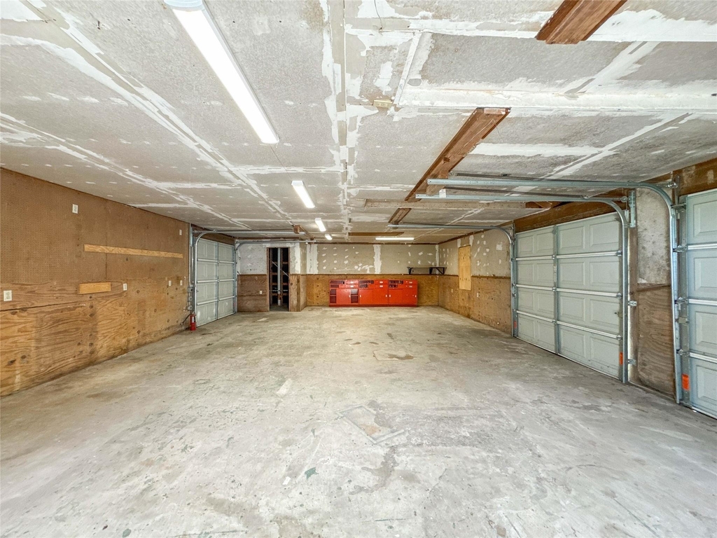 18027 W Clover Lane - Photo 4