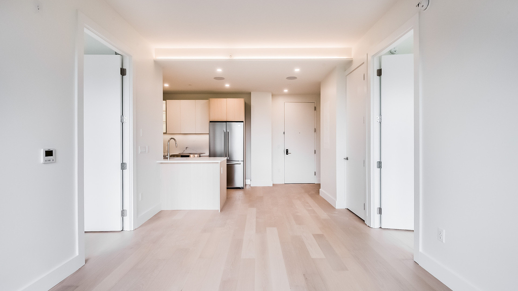 218 Front St 11201 - Photo 0