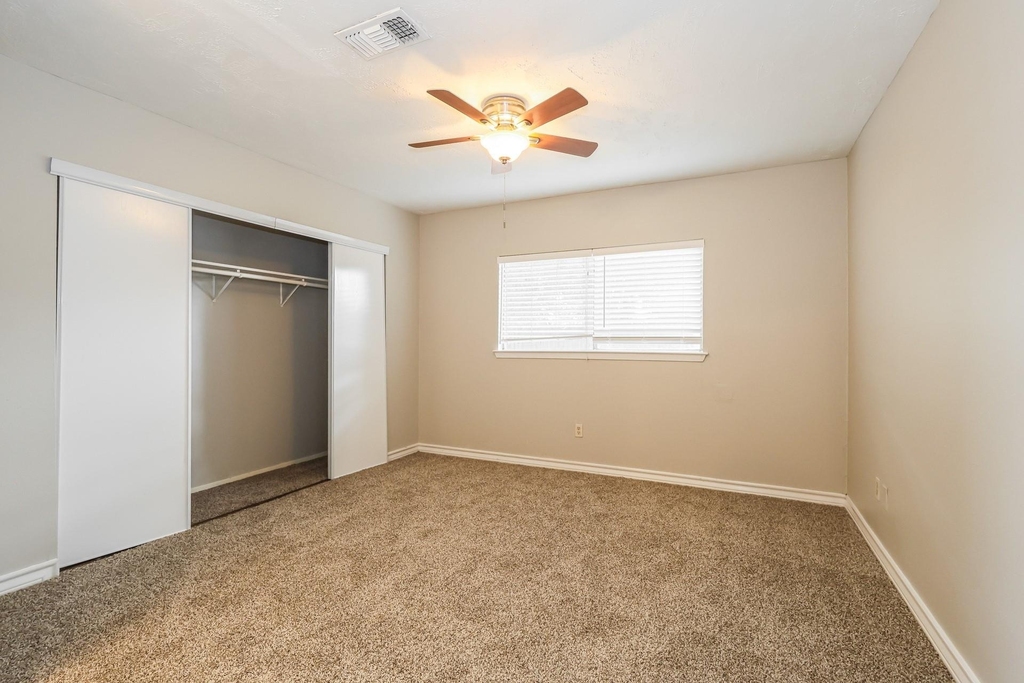 20327 Bridgedale Lane - Photo 10