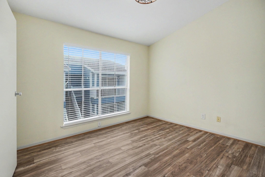 3506 Cove View Boulevard - Photo 16