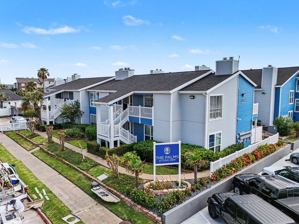 3506 Cove View Boulevard - Photo 0