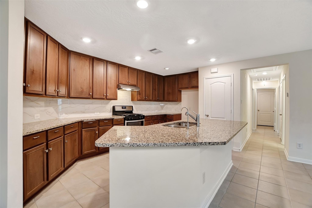 9403 Castillo Court - Photo 14