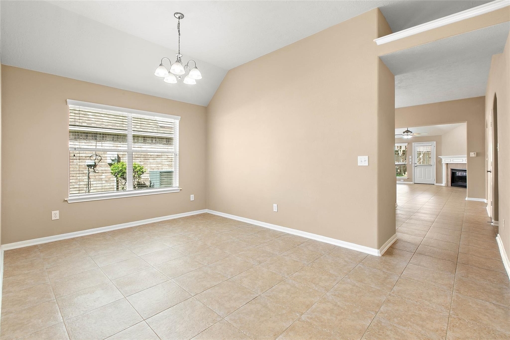 30411 Deleon Fields Drive - Photo 5