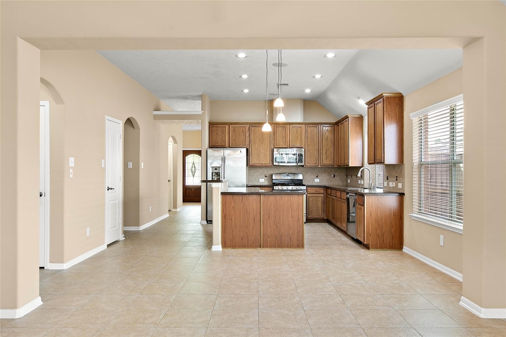 30411 Deleon Fields Drive - Photo 9