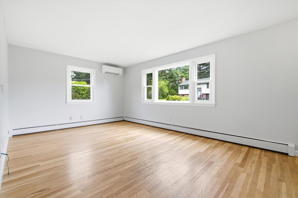 12 Bryant - Photo 15