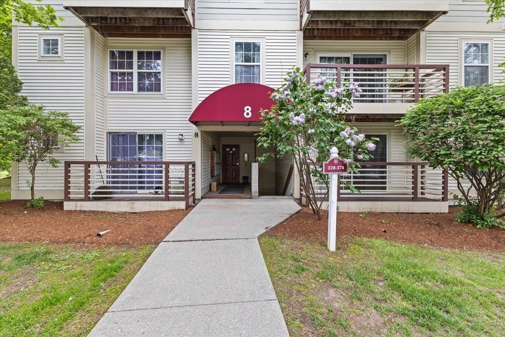 340 Hildred - Photo 0