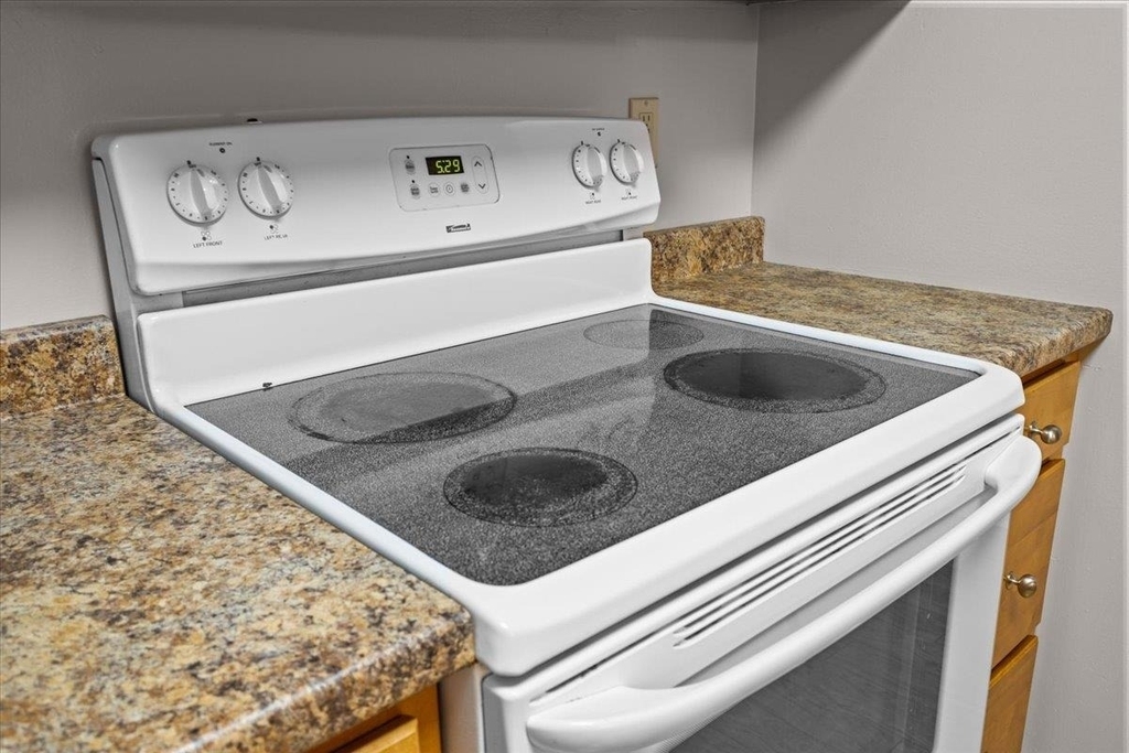 340 Hildred - Photo 14