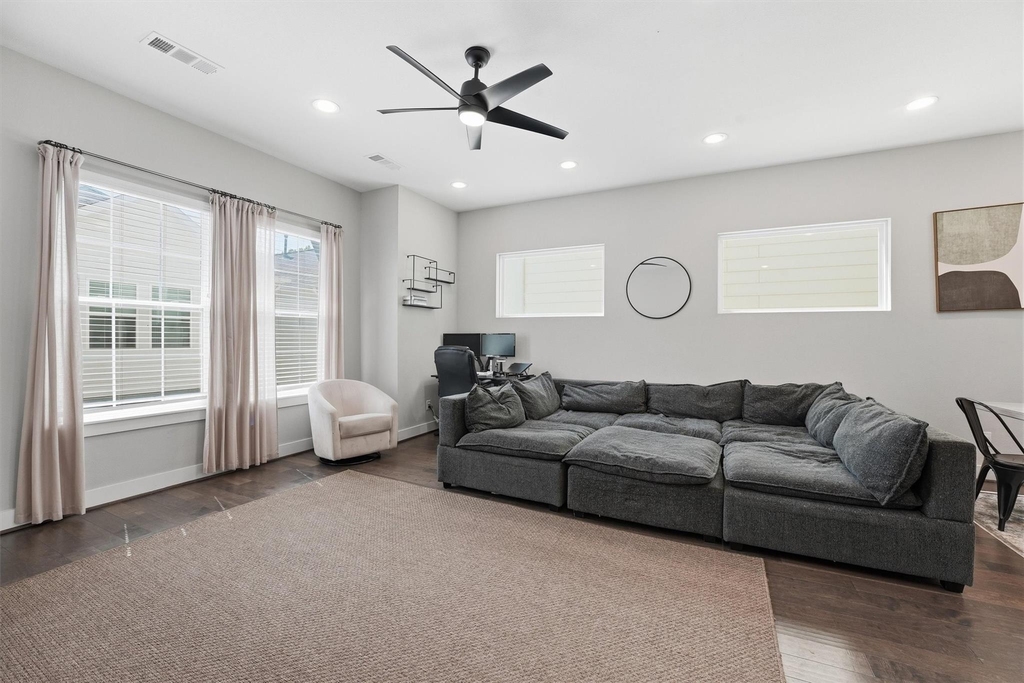 2057 Sherwood Forest Street - Photo 7