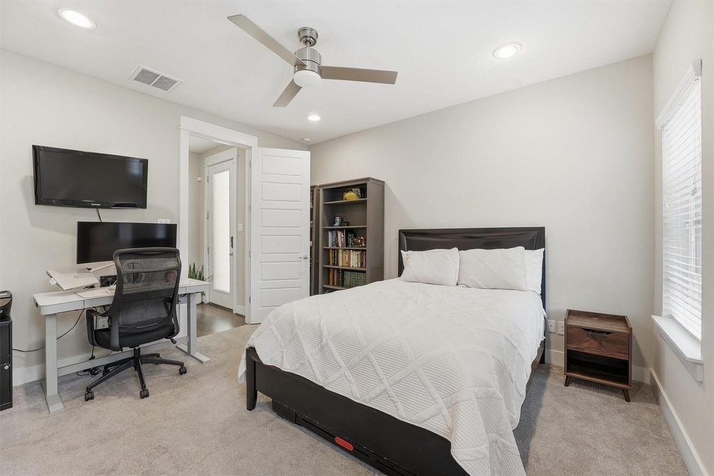 2057 Sherwood Forest Street - Photo 13