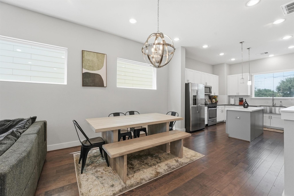 2057 Sherwood Forest Street - Photo 6