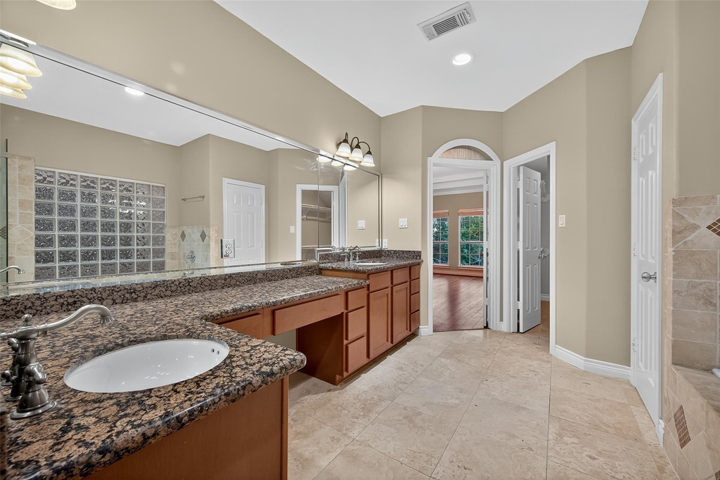 1015 Stanford Street - Photo 41