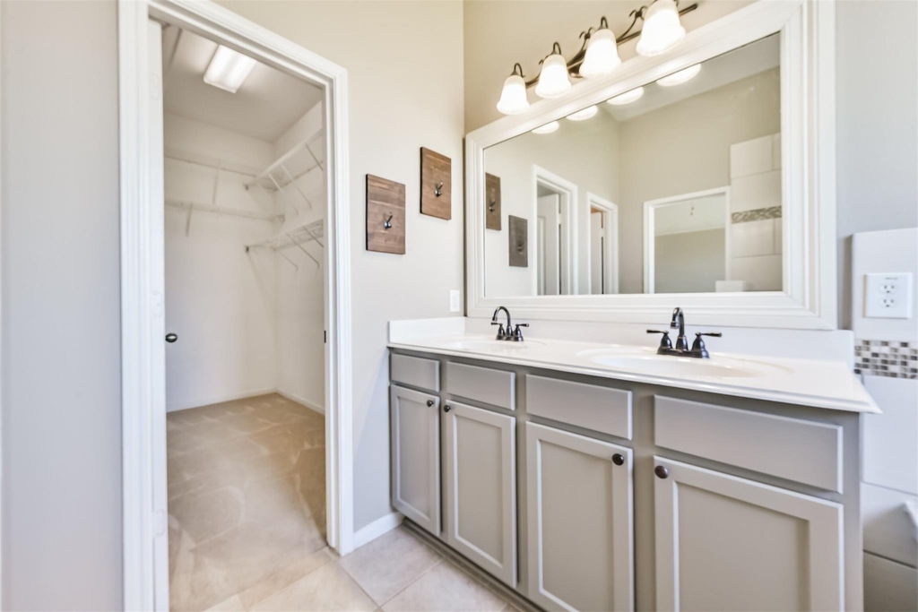 13719 Rolling River Lane - Photo 21