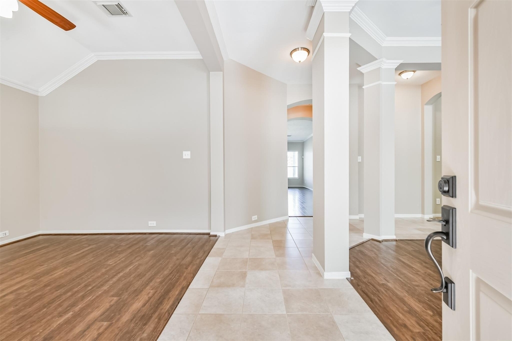 13719 Rolling River Lane - Photo 2