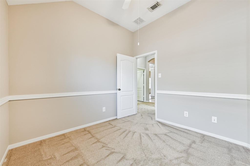 13719 Rolling River Lane - Photo 26