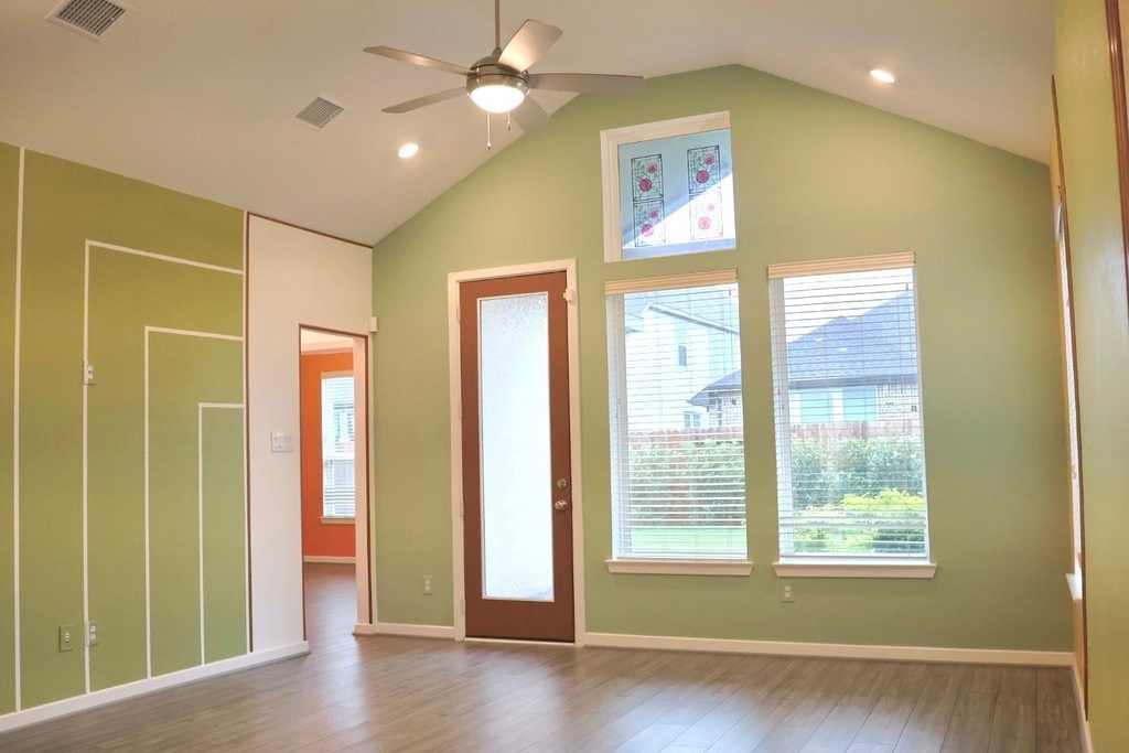 17631 Carnation Glen Drive - Photo 4