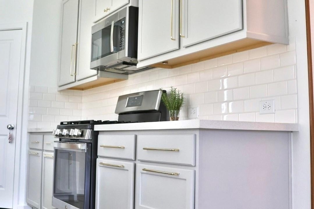 17631 Carnation Glen Drive - Photo 9