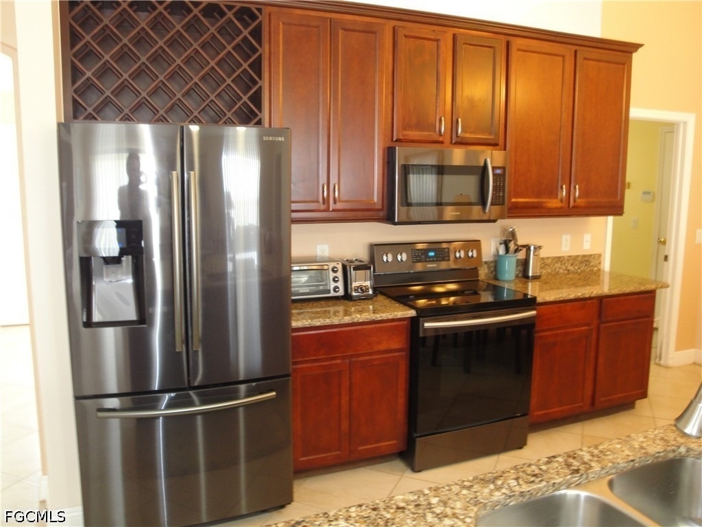 301 Se 1st Street - Photo 7