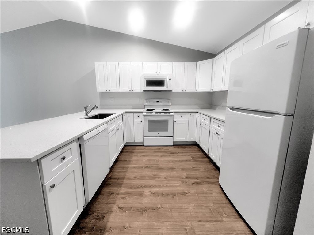 745 Harry Avenue S - Photo 12