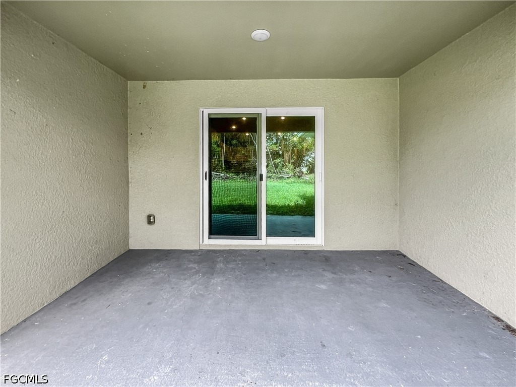 745 Harry Avenue S - Photo 40