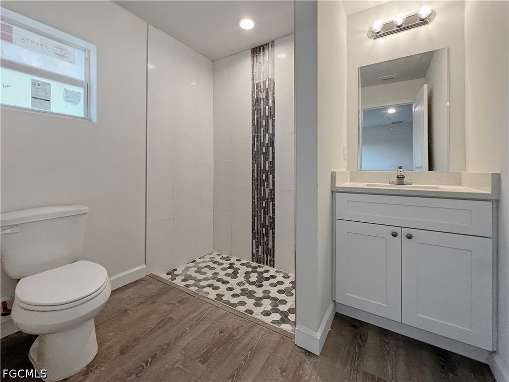 745 Harry Avenue S - Photo 20