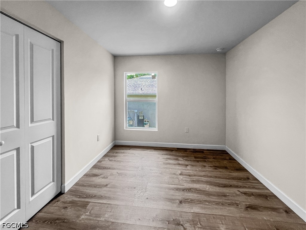 745 Harry Avenue S - Photo 24