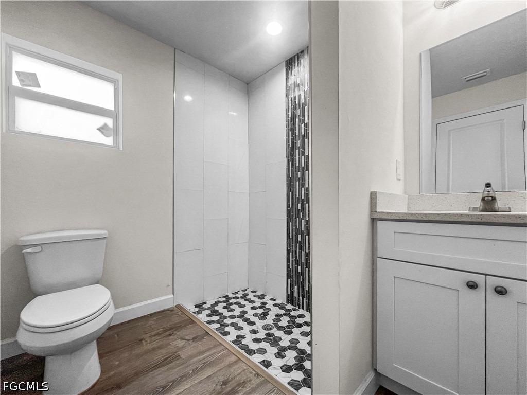 745 Harry Avenue S - Photo 19