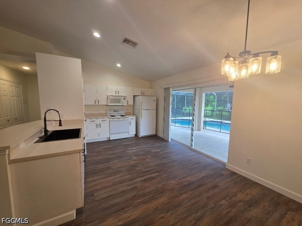 237 Rue Labonne Road - Photo 3