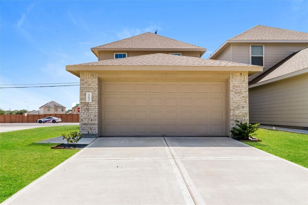 21650 Mamba Way - Photo 0