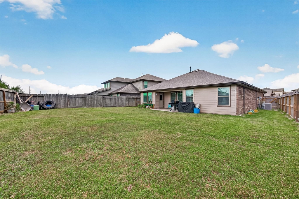 811 Petunia Falls Lane - Photo 41
