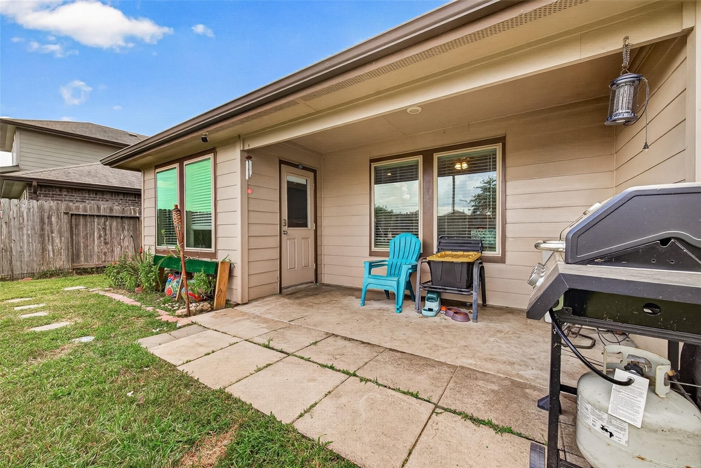 811 Petunia Falls Lane - Photo 43