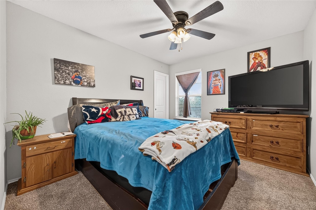 811 Petunia Falls Lane - Photo 29