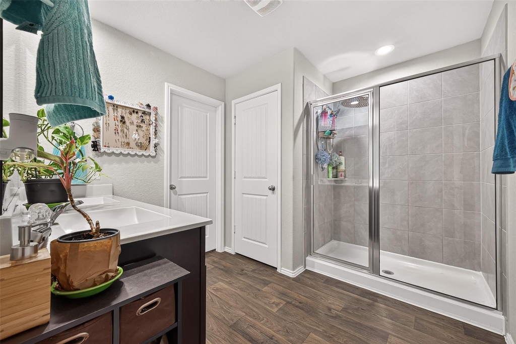 811 Petunia Falls Lane - Photo 25