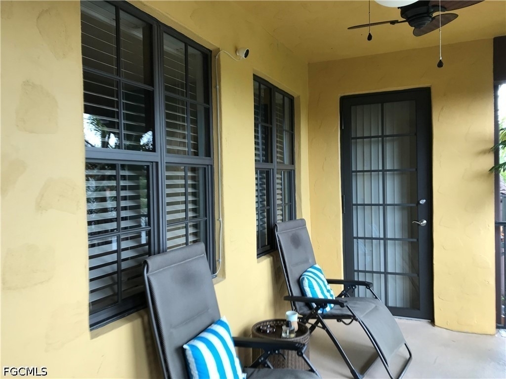 11908 Izarra Way - Photo 3