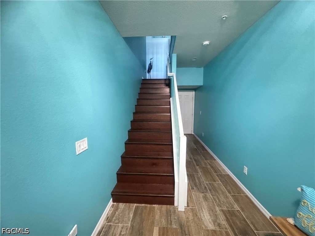 11908 Izarra Way - Photo 6